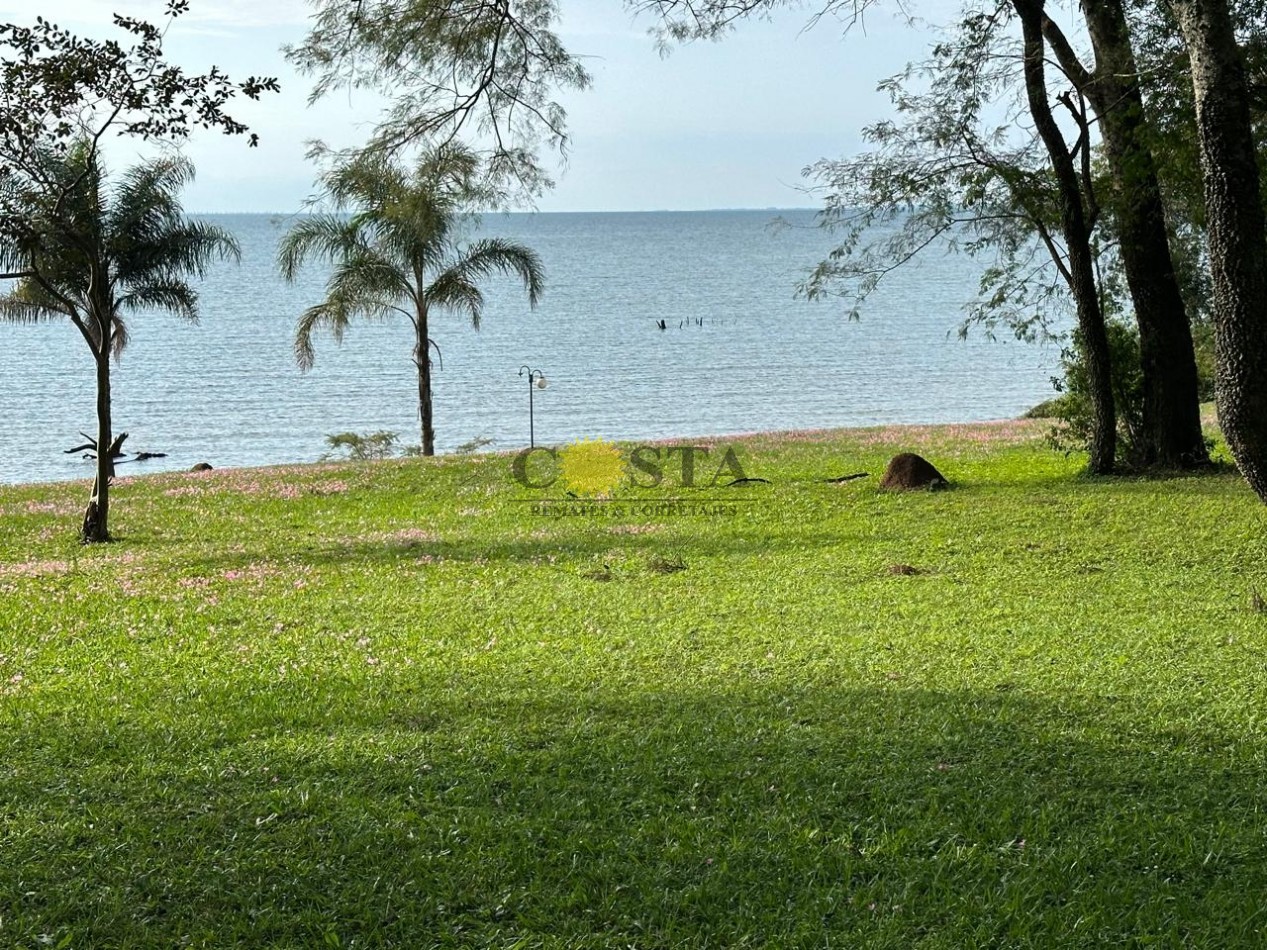 BELLA CABAÑA DE 2 DORMITORIOS Y COCHERA + OTRO LOTE. SANTA TECLA. CORRIENTES