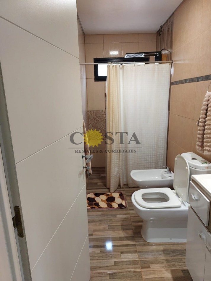 BELLO CHALET DE 3 DORMITORIOS, EN JARDIN AMERICA. MISIONES
