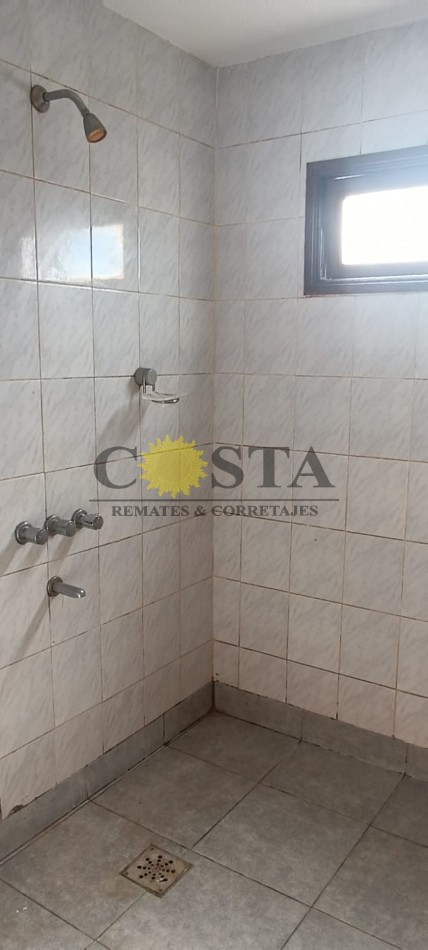  CHALET DE CATEGORIA EN AV. ALMIRANTE BROWN Y LAS HERAS. POSADAS, MISIONES