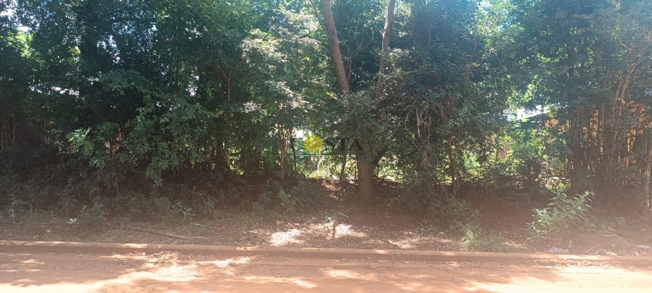 AMPLIO TERRENO C/ACCESO POR 2 CALLES EN B° AEROCLUB. VENTA. POSADAS. MISIONES