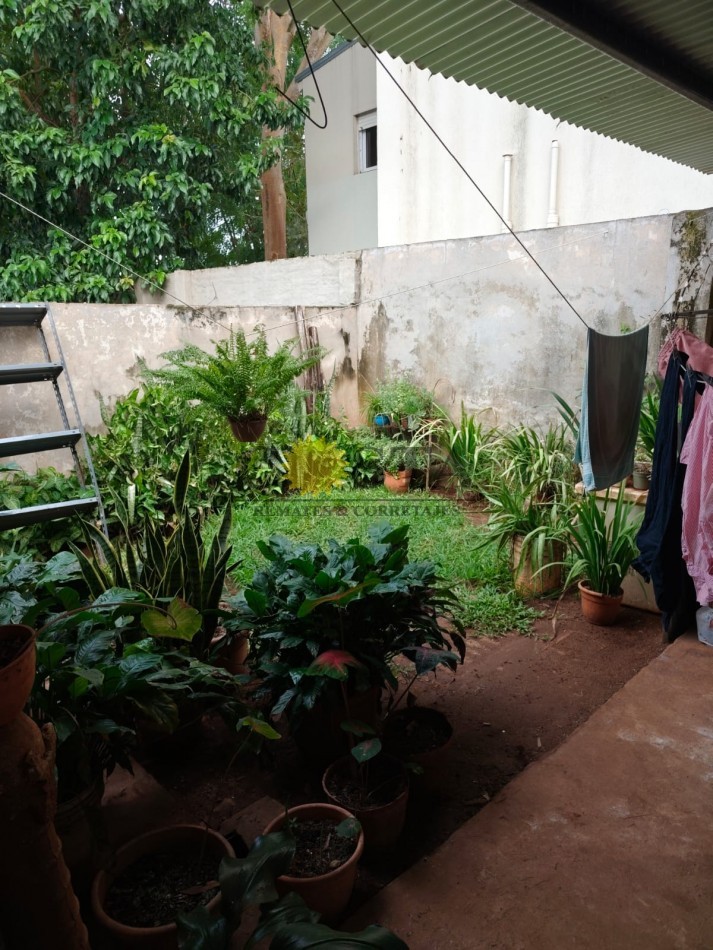 CASA DE 2 DORMITORIOS Y COCHERA A 250,00 MTS. DE COSTANERA. POSADAS. MISIONES