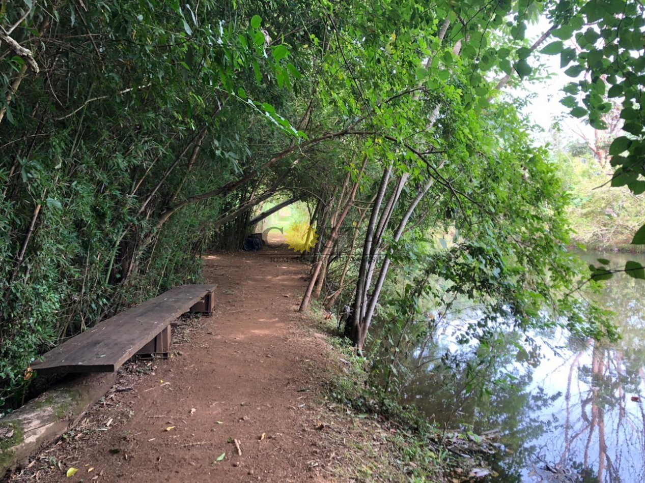 PESQUE Y PAGUE DE 1,2 HAS. CON 3 LAGUNAS. SAN ISIDRO. POSADAS. MISIONES