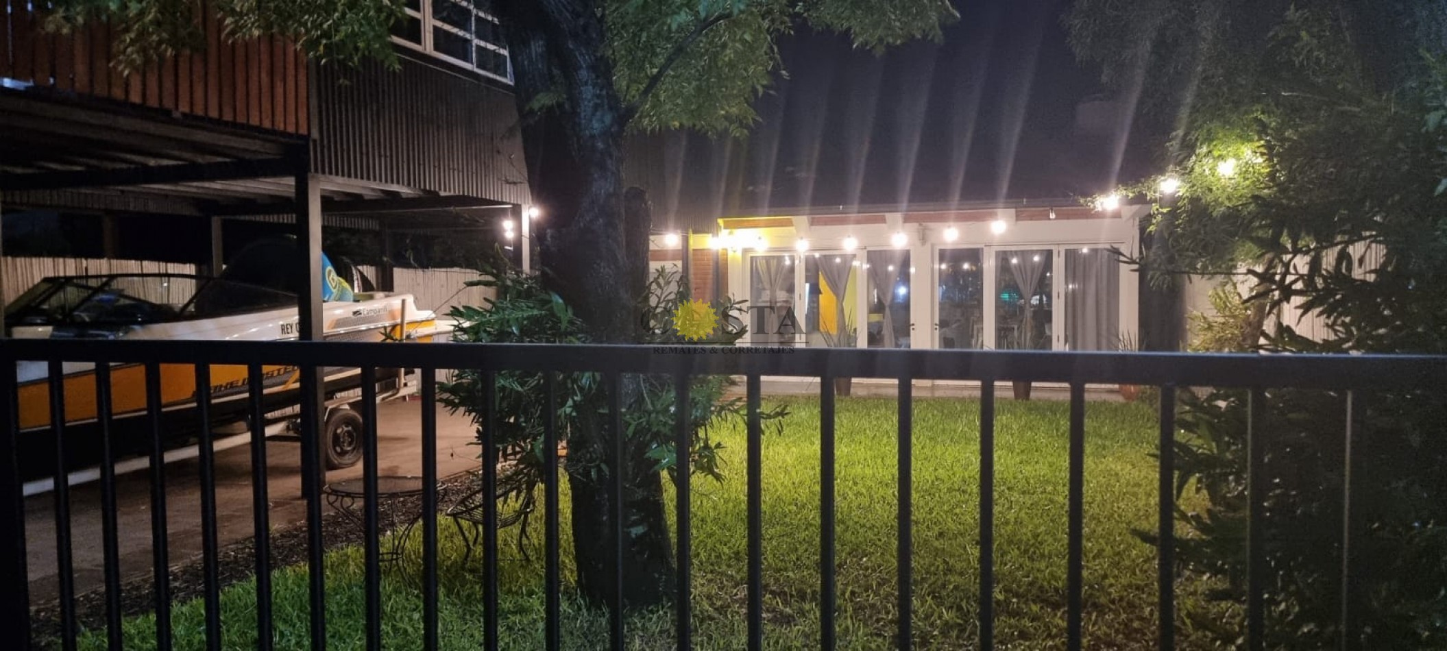 EXCLUSIVO CHALET EN RINCON SANTA MARIA, ITUZAINGO, CORRIENTES.