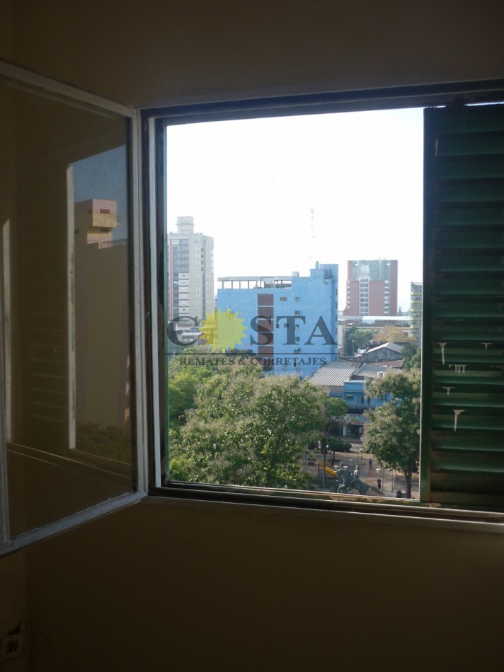 AMPLIO DEPARTAMENTO DE 4 DORM./COCHERA Y TERRAZA EN MICROCENTRO. POSADAS, MISIONES