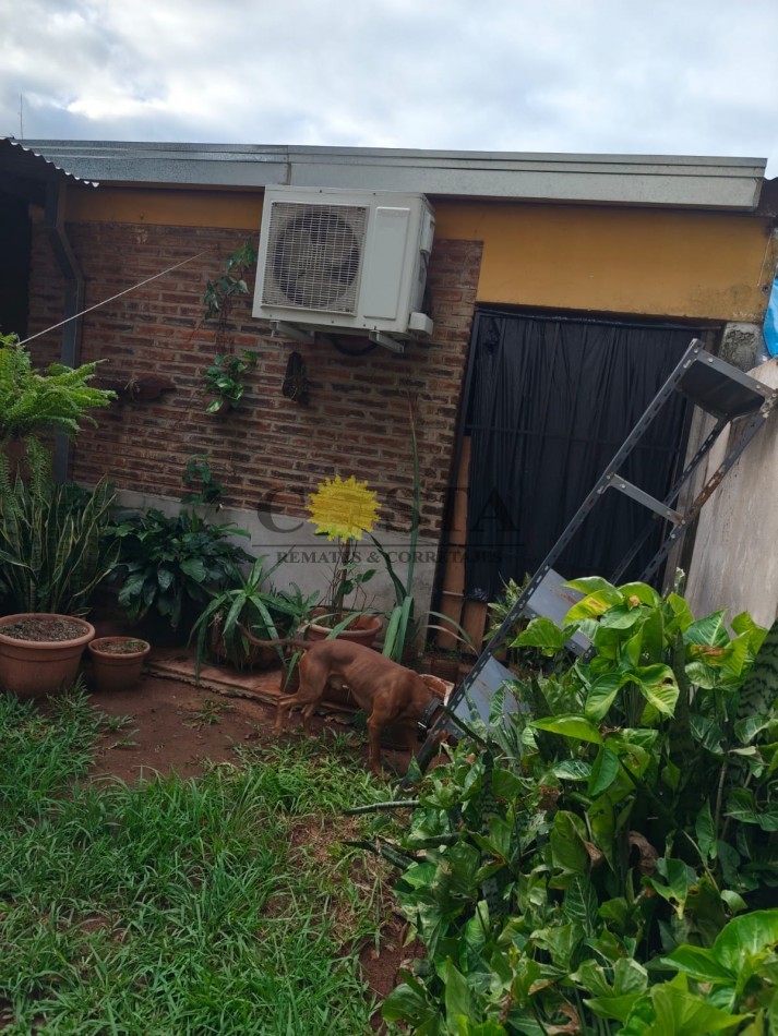 CASA DE 2 DORMITORIOS Y COCHERA A 250,00 MTS. DE COSTANERA. POSADAS. MISIONES