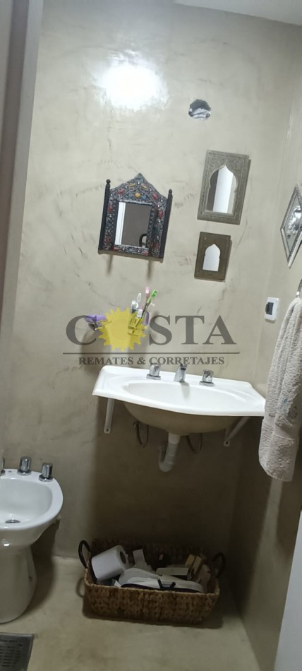  CHALET DE CATEGORIA EN AV. ALMIRANTE BROWN Y LAS HERAS. POSADAS, MISIONES