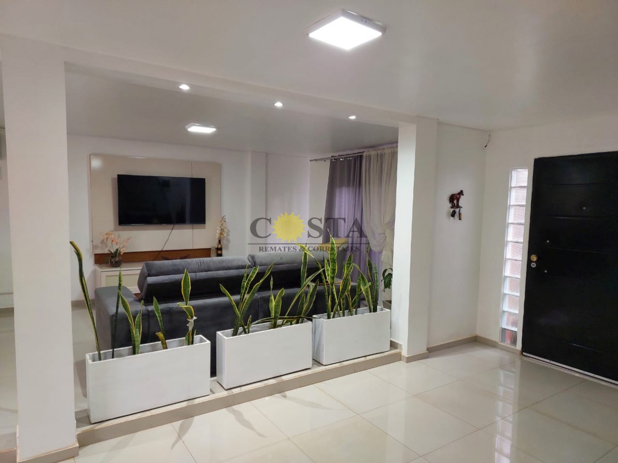 BELLO CHALET DE 3 DORMITORIOS, EN JARDIN AMERICA. MISIONES