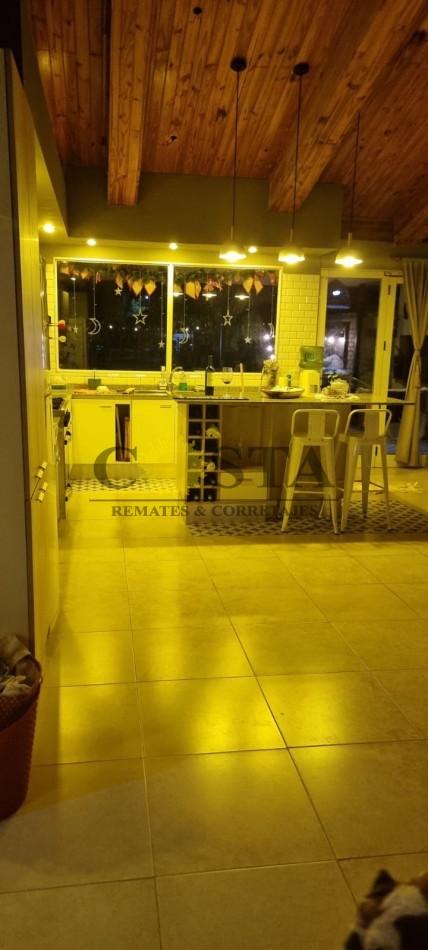 EXCLUSIVO CHALET EN RINCON SANTA MARIA, ITUZAINGO, CORRIENTES.
