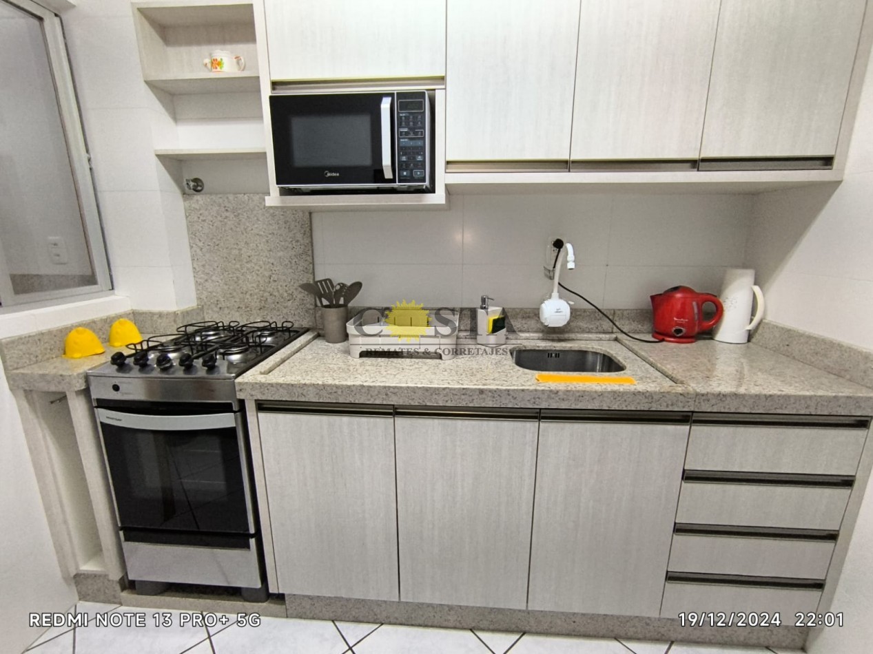 HERMOSO DEPARTAMENTO DE 3 DORMITORIOS Y COCHERA. PLAYA DE ITAPEMA, SANTA CATARINA, BRASIL