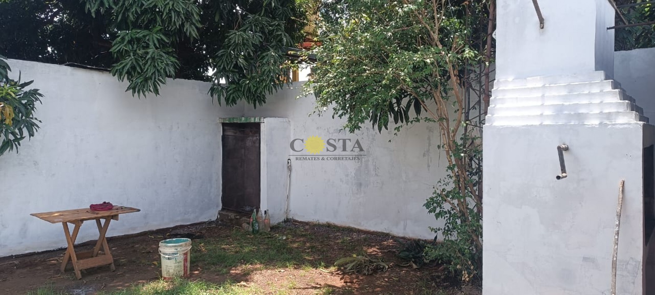 IMPECABLE CASA DE 3 DORMITORIOS C/COCHERA. BARRIO JUDICIAL. POSADAS. MISIONES