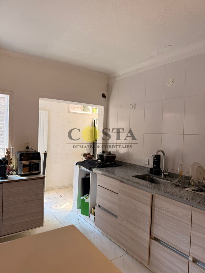 DEPARTAMENTO RESTAURADO A NUEVO. BARRIO LOS PINOS. VENTA. POSADAS, MISIONES.