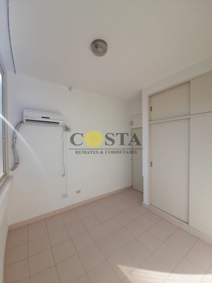 SEMIPISO MICROCENTRICO, S/BOLIVAR. VENTA. POSADAS, MISIONES.