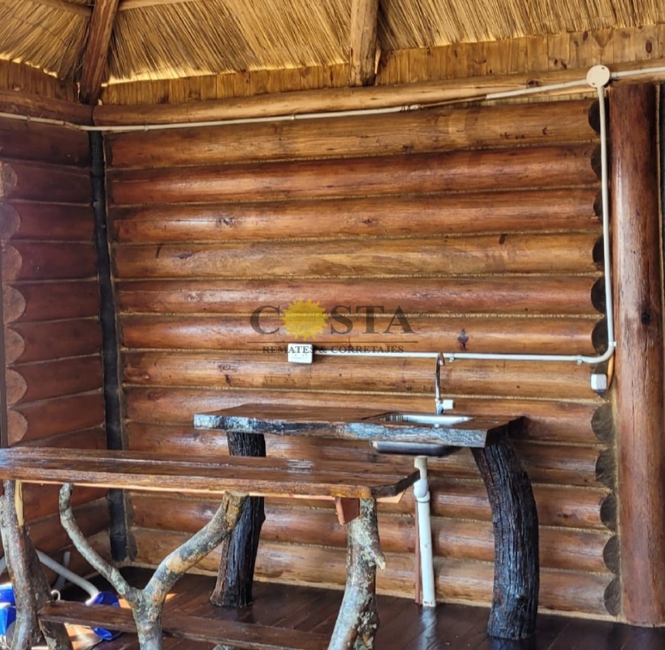 CABAÑA FRENTE A PLAYA EN PUERTO MBIGUA. ITUZAINGO. CORRIENTES