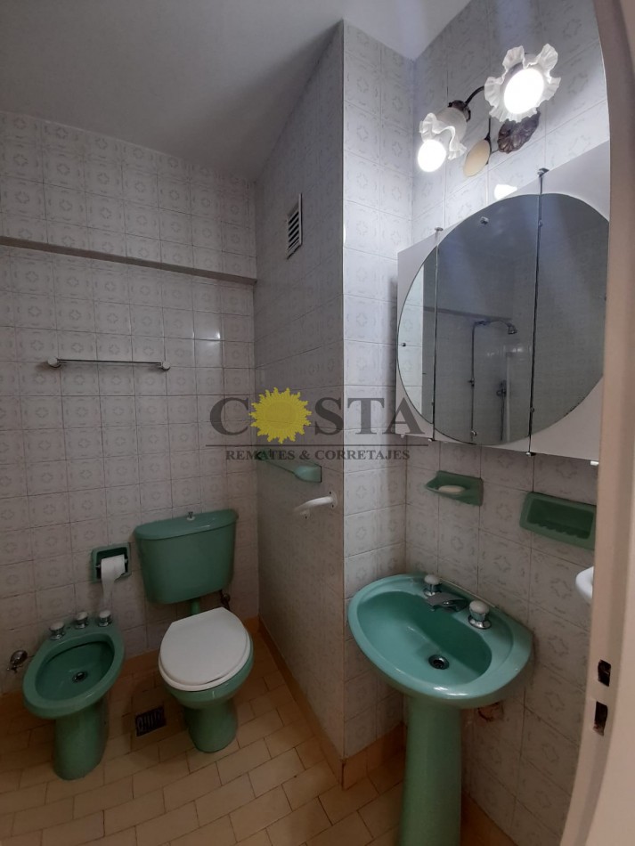 SEMIPISO MICROCENTRICO, S/BOLIVAR. VENTA. POSADAS, MISIONES.