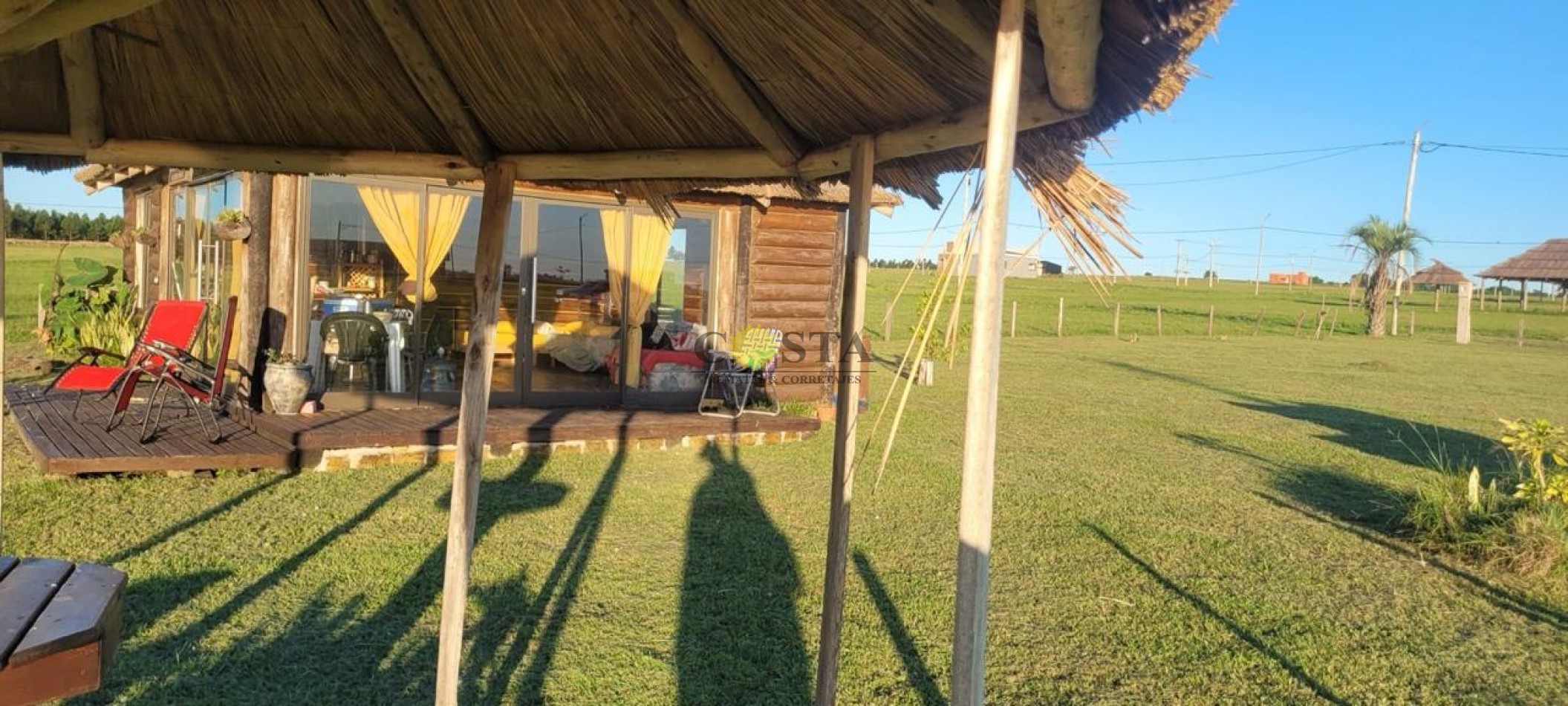 CABAÑA FRENTE A PLAYA EN PUERTO MBIGUA. ITUZAINGO. CORRIENTES