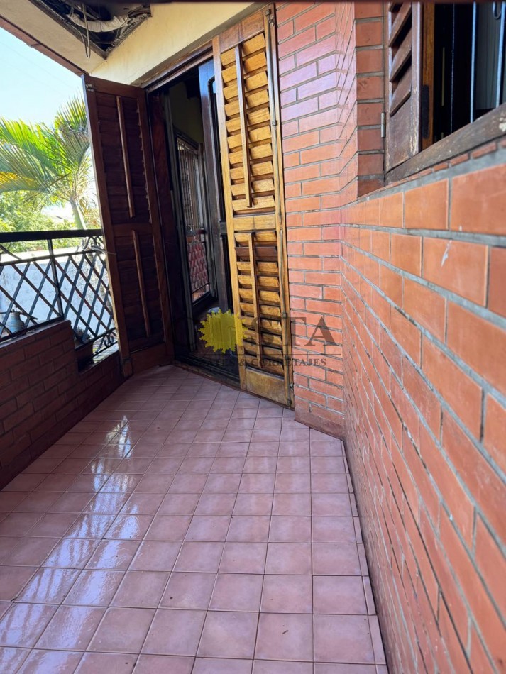 CHALET CENTRICO EN 2 PLANTAS. POSADAS, MISIONES. VENTA