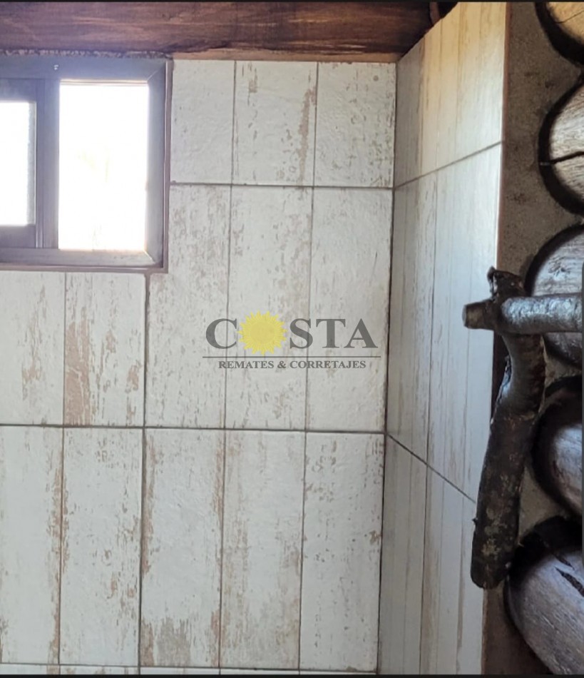 CABAÑA FRENTE A PLAYA EN PUERTO MBIGUA. ITUZAINGO. CORRIENTES