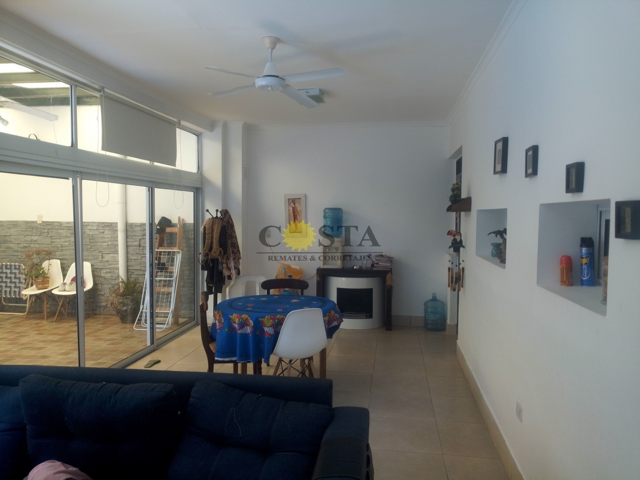 CHALET Z/COLON Y BELGRANO. POSADAS MISIONES VENTA