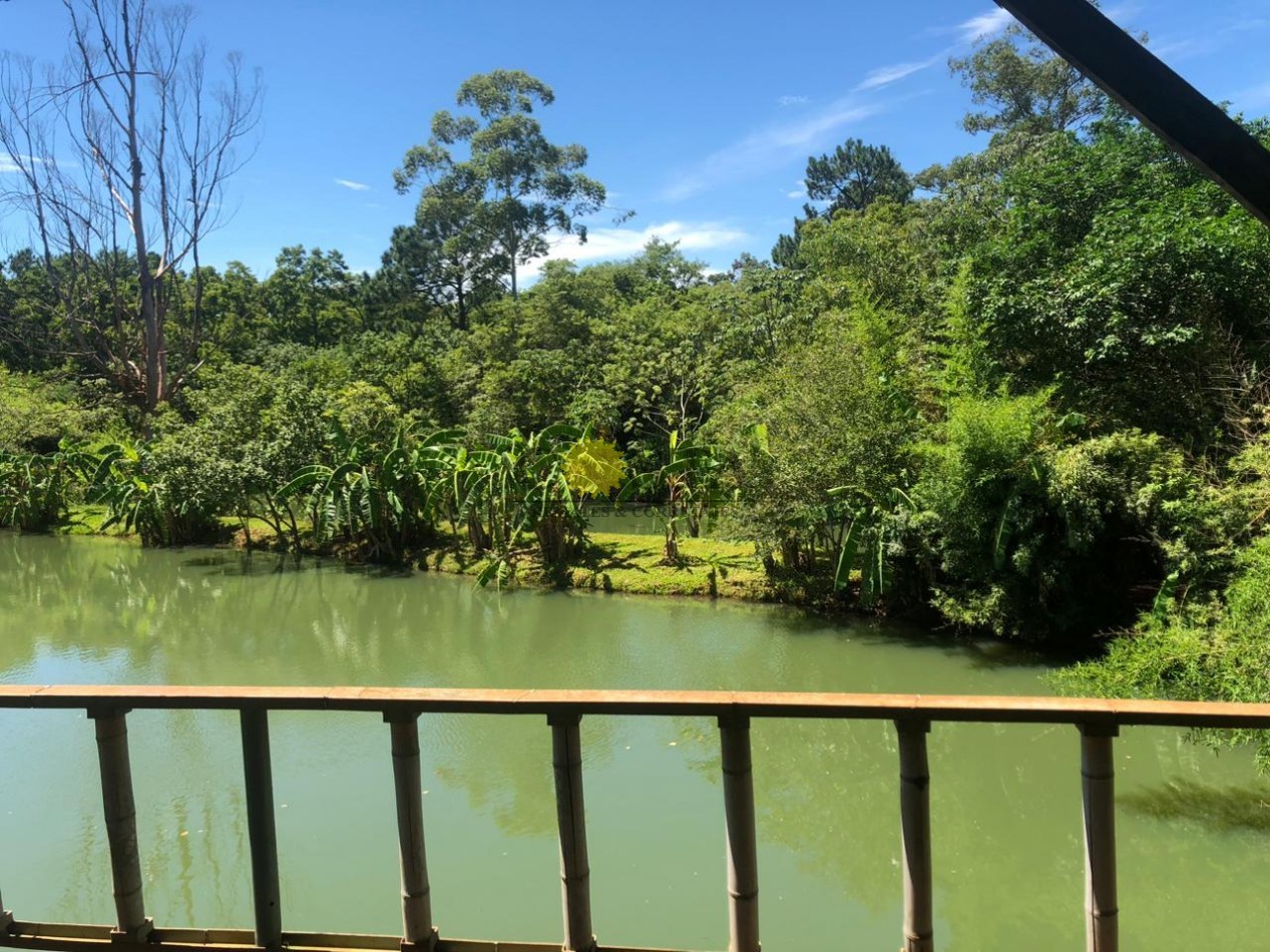 PESQUE Y PAGUE DE 1,2 HAS. CON 3 LAGUNAS. SAN ISIDRO. POSADAS. MISIONES