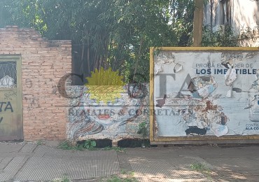LOTE SOBRE CALLE BUENOS AIRES. VENTA POSADAS MISIONES