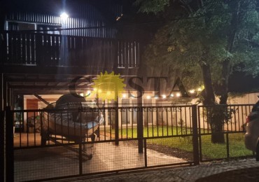 EXCLUSIVO CHALET EN RINCON SANTA MARIA, ITUZAINGO, CORRIENTES.