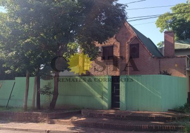  CHALET DE CATEGORIA EN AV. ALMIRANTE BROWN Y LAS HERAS. POSADAS, MISIONES