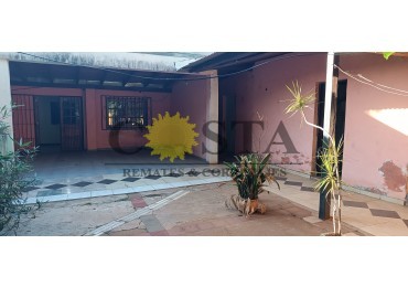 CASA A RECICLAR EN ZONA DE AV. LAVALLE Y CABRED. POSADAS, MISIONES. VENTA
